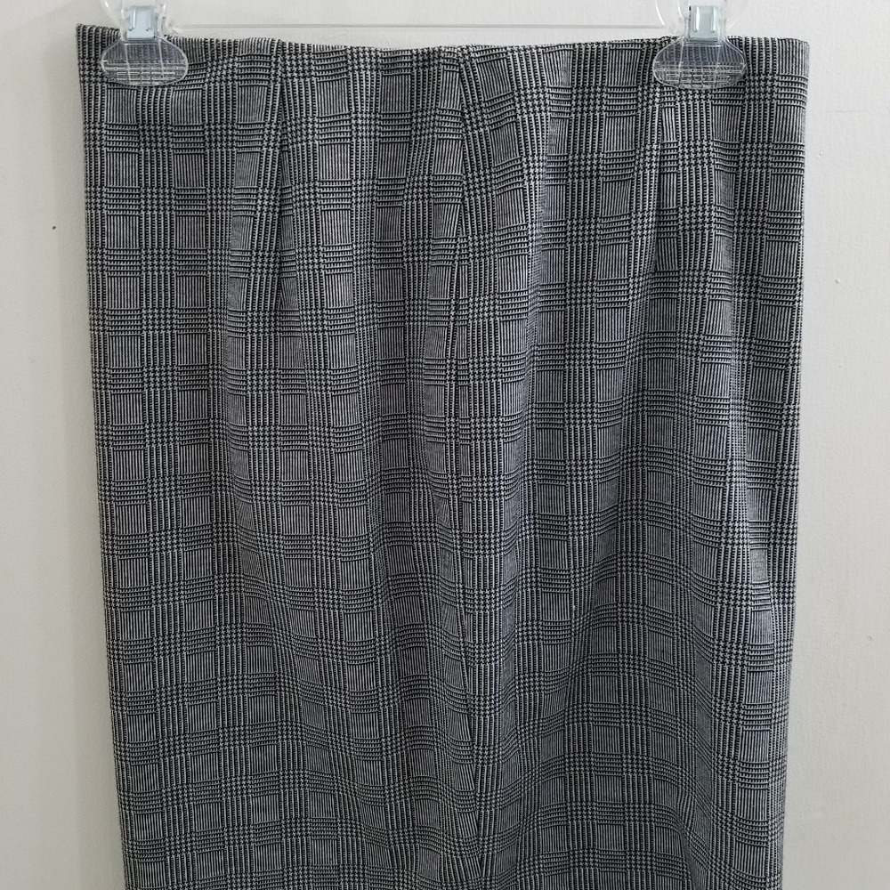 Vince Camuto pencil skirt